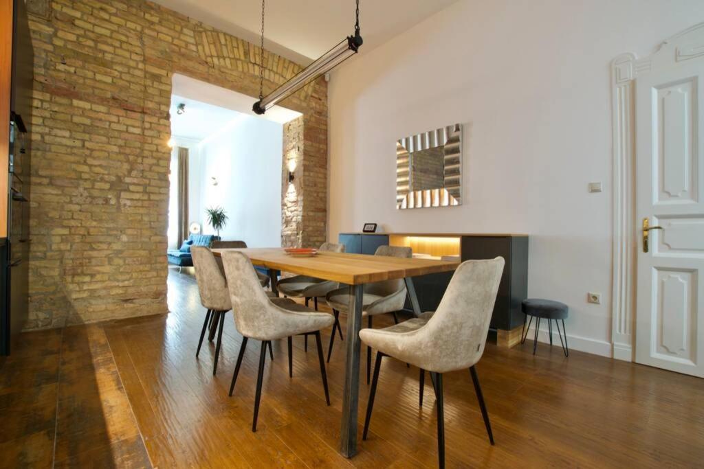 Premium Apartment By Hi5 - Best Ever Budapest Exterior foto